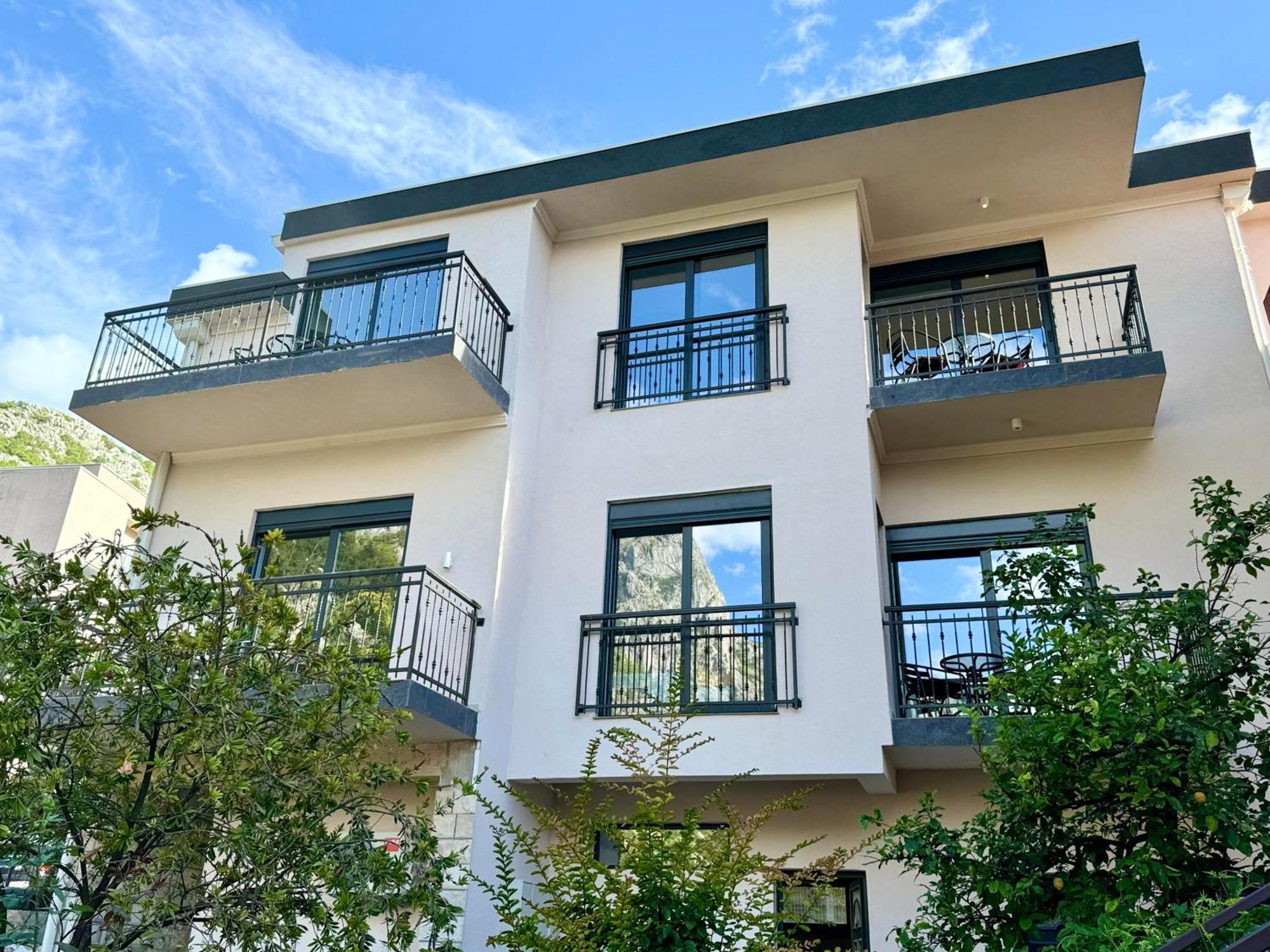 קוטור Harmony Garden Apartments מראה חיצוני תמונה
